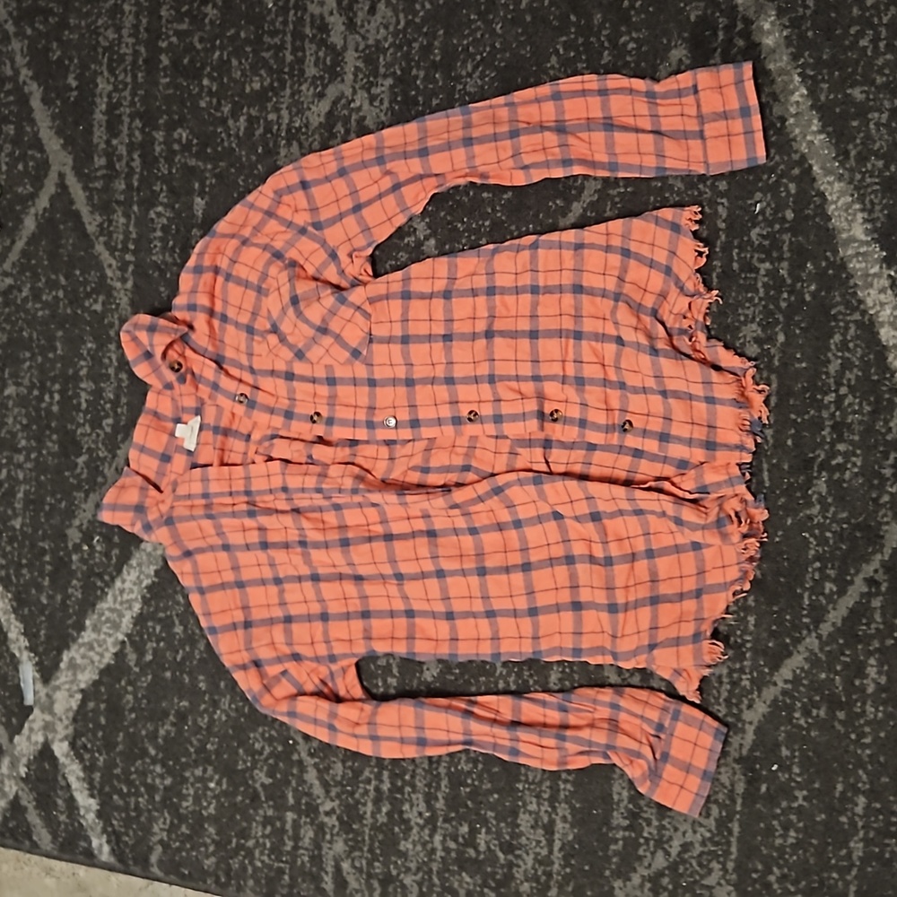 Hem and thread salmon colored flannel
